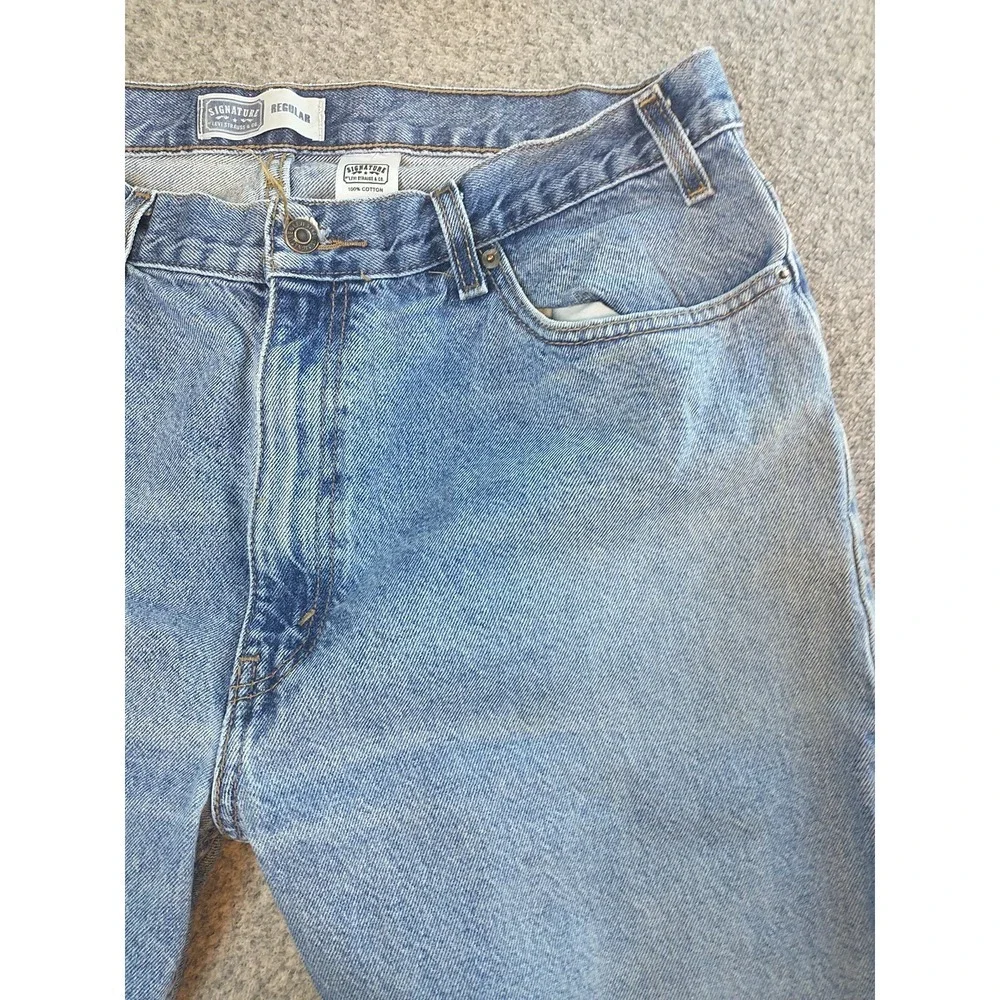 Signature Levi Strauss & Co Mens 36x27 Regular Fit Light Wash Blue Jeans Cotton